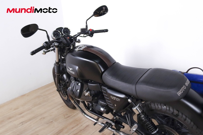 Motorbike image 7