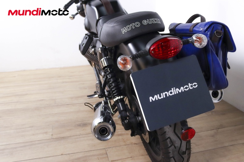 Motorbike image 9