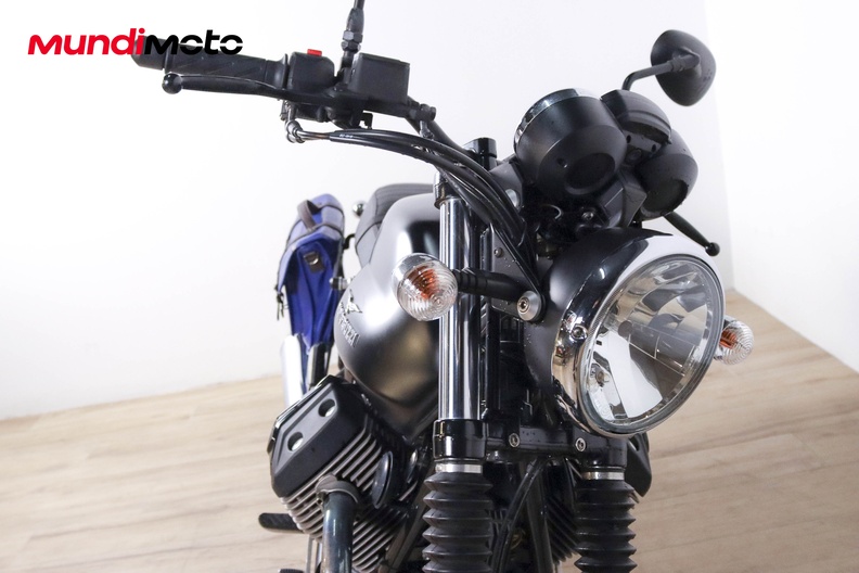 Motorbike image 4
