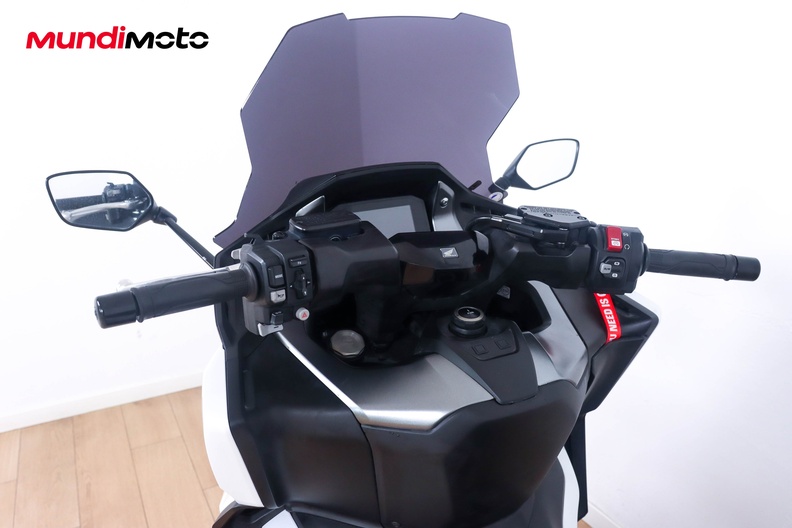 Motorbike image 10
