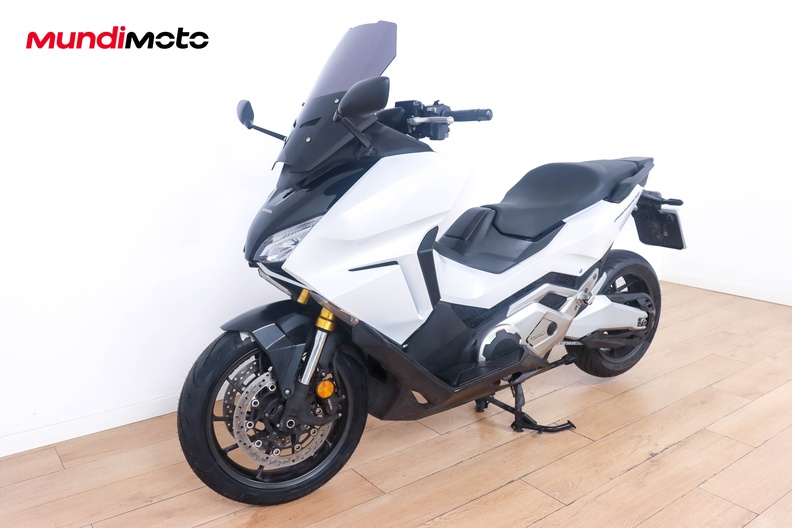 Motorbike image 7