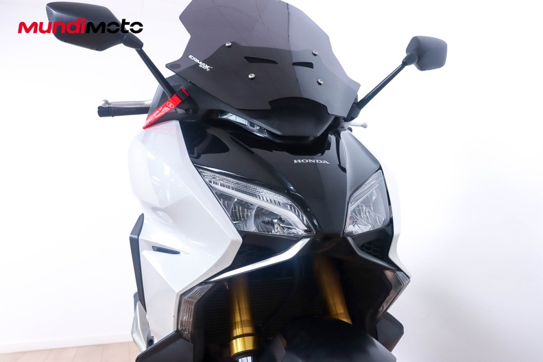 Motorbike image 4