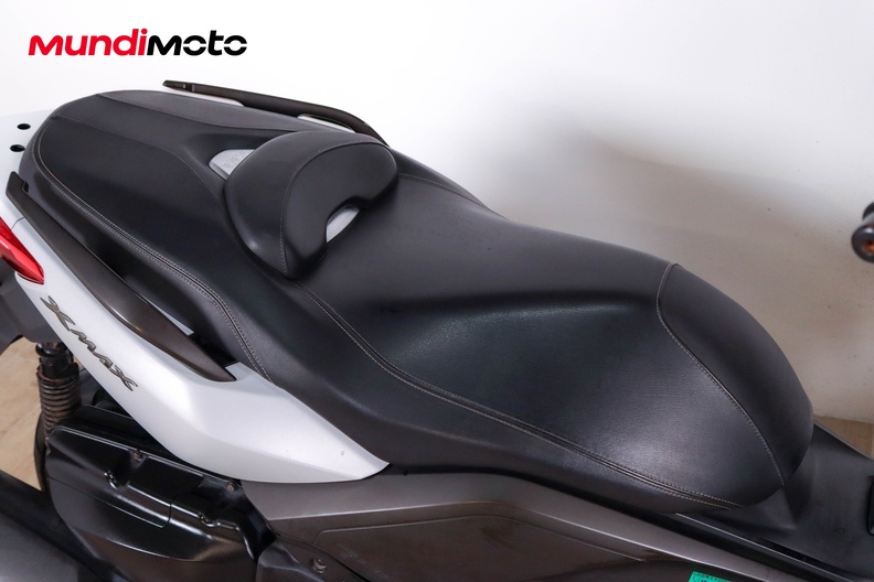 Motorbike image 12