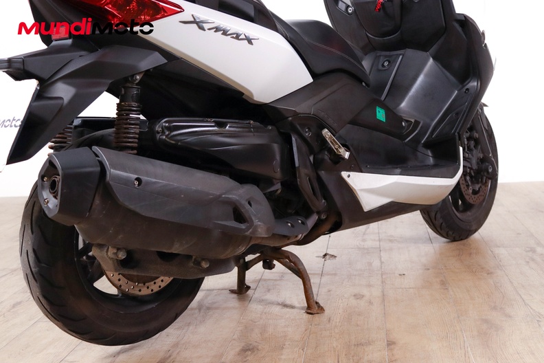 Motorbike image 3
