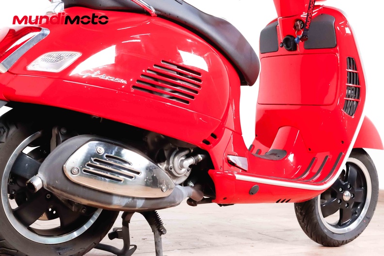 Motorbike image 3