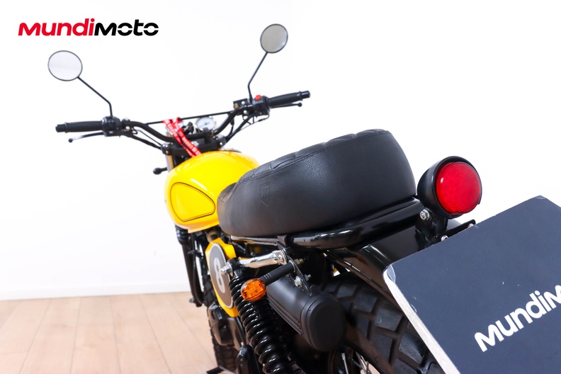 Motorbike image 9