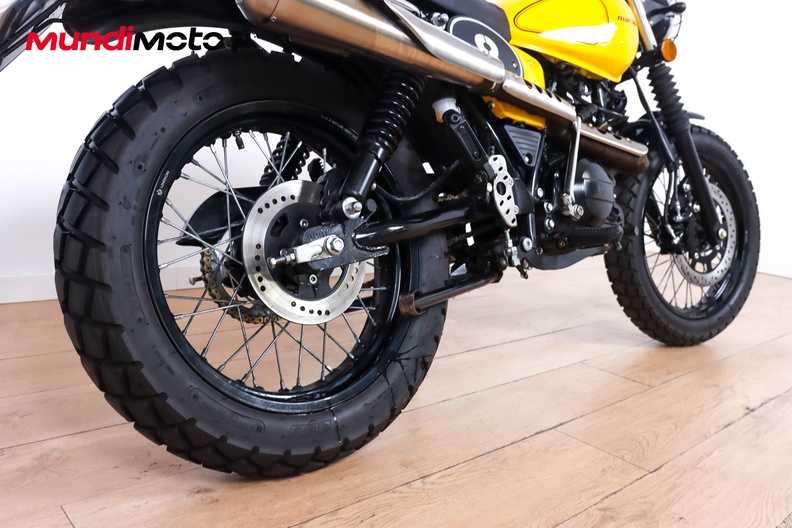 Motorbike image 3