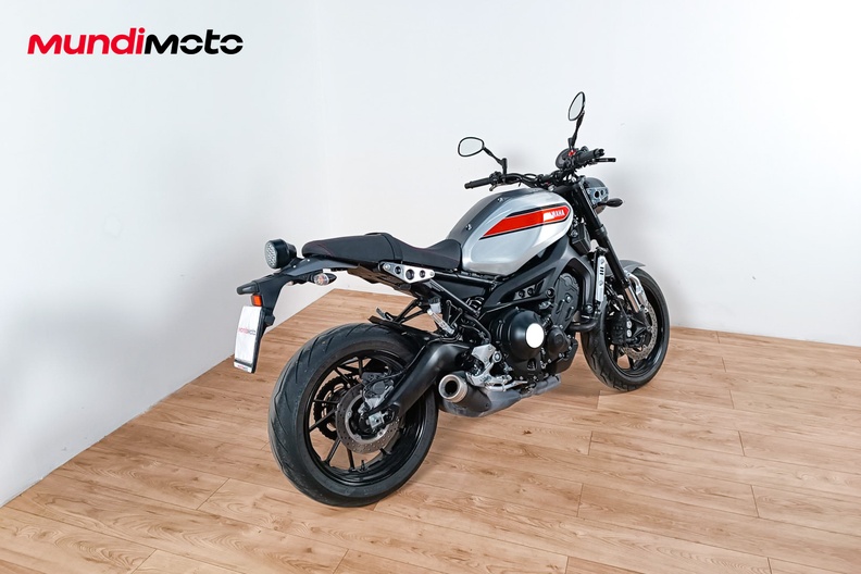 Motorbike image 2
