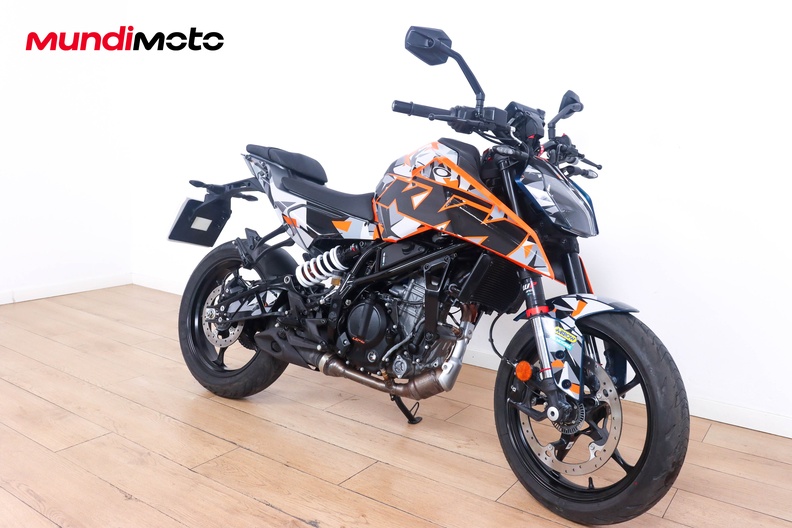 Motorbike image 1