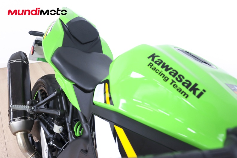 Motorbike image 12