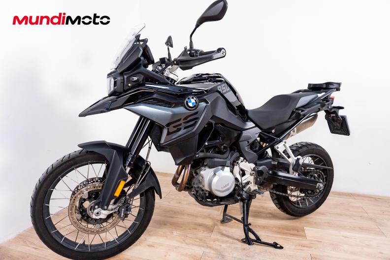 Motorbike image 6