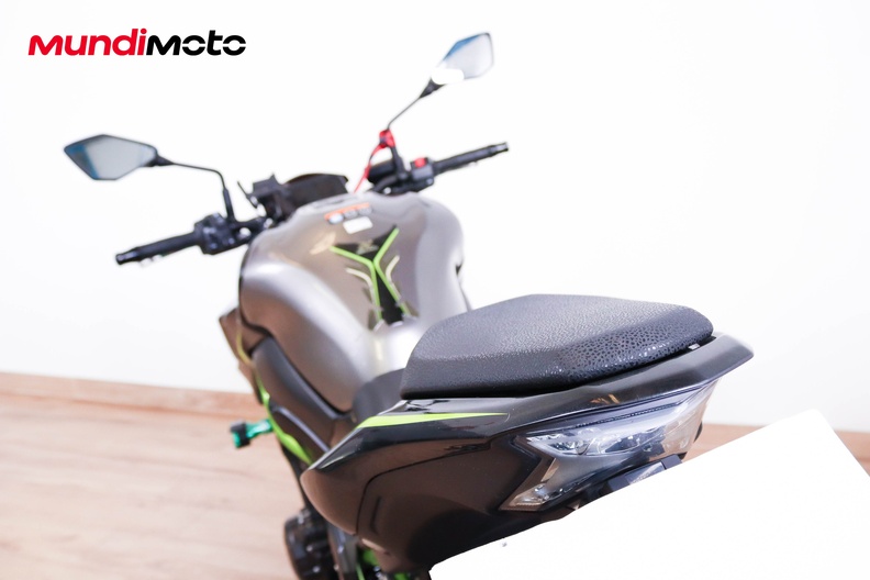 Motorbike image 8