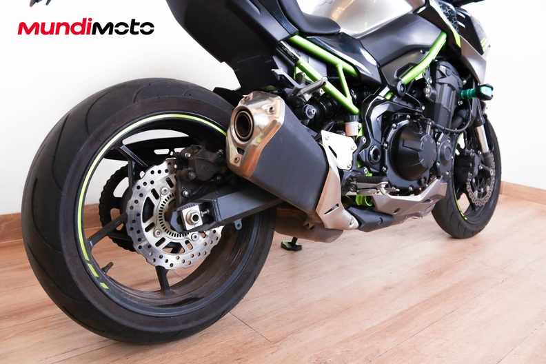 Motorbike image 3