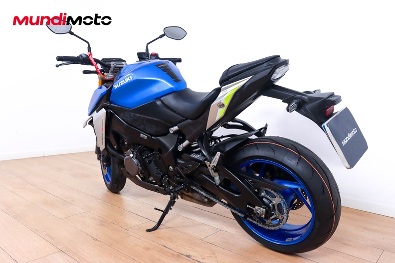 Motorbike image 6