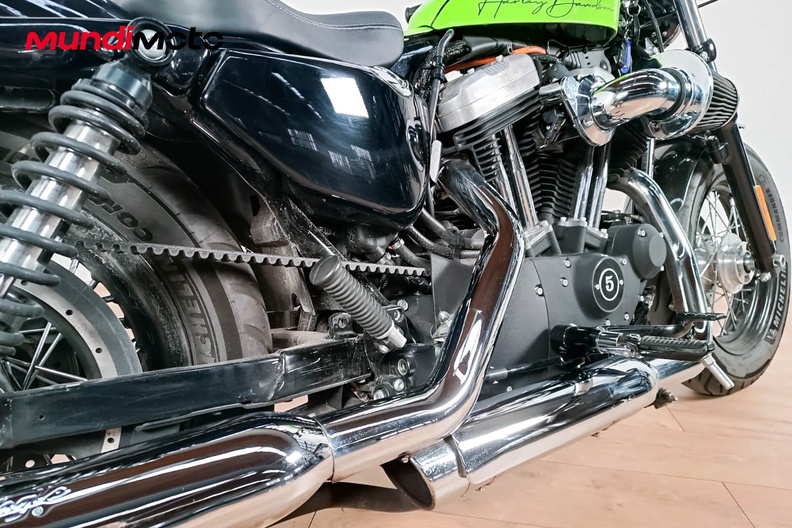 Motorbike image 3