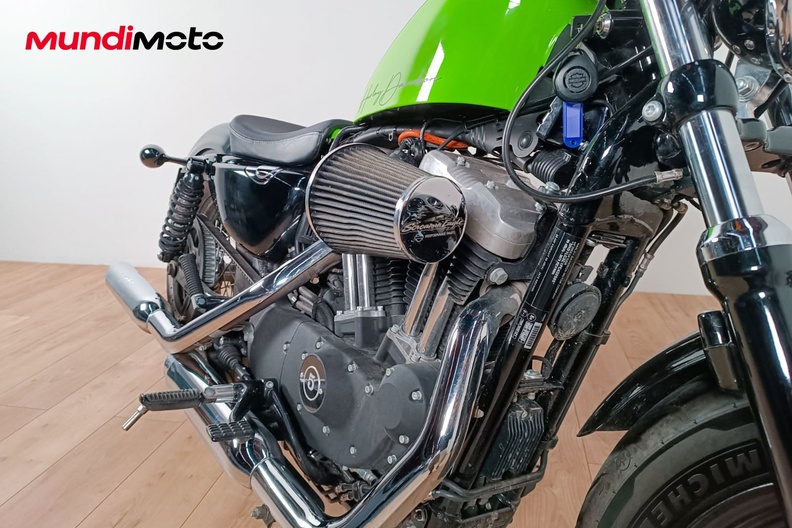 Motorbike image 4