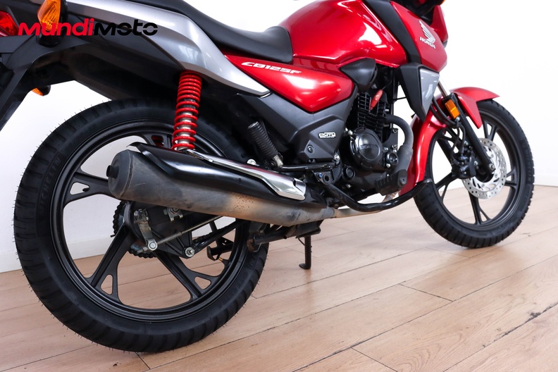 Motorbike image 3