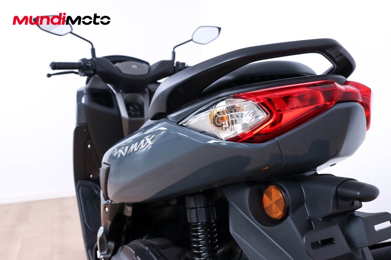 Motorbike image 8
