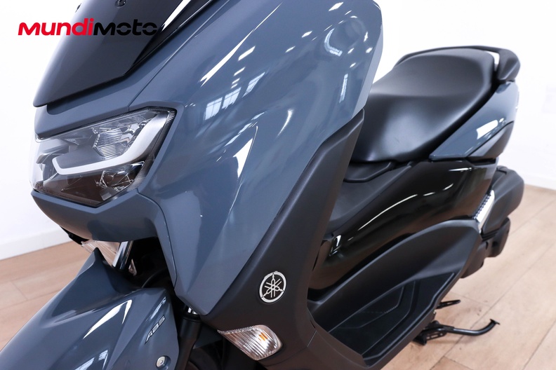 Motorbike image 9