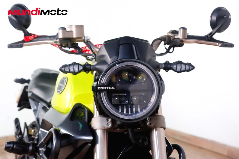 Motorbike image 4