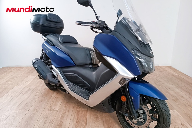 Motorbike image 1