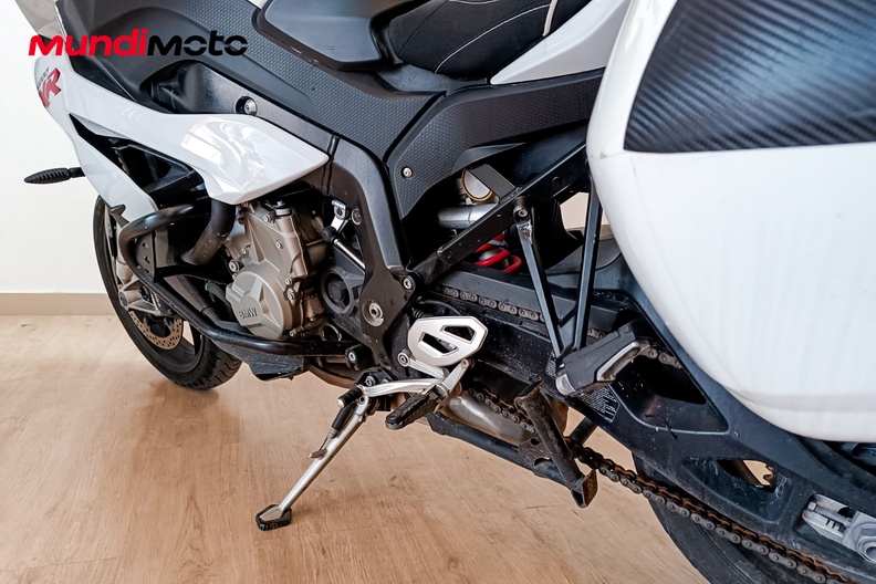 Motorbike image 8