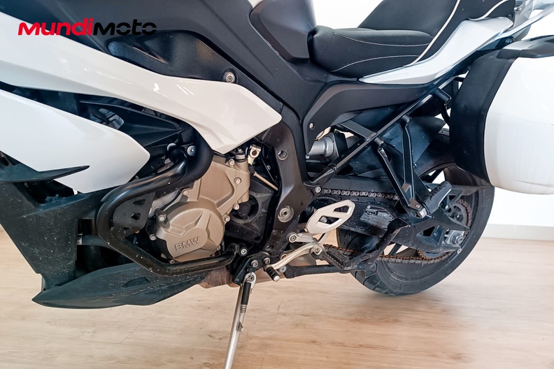 Motorbike image 4
