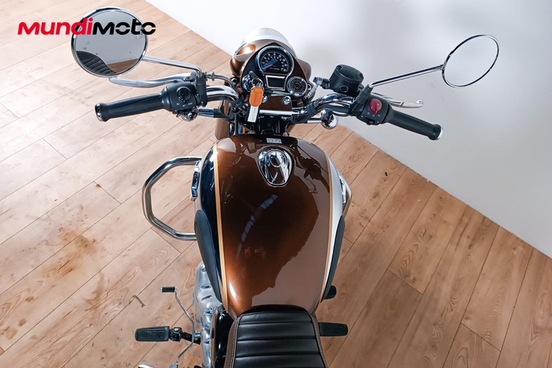 Motorbike image 10
