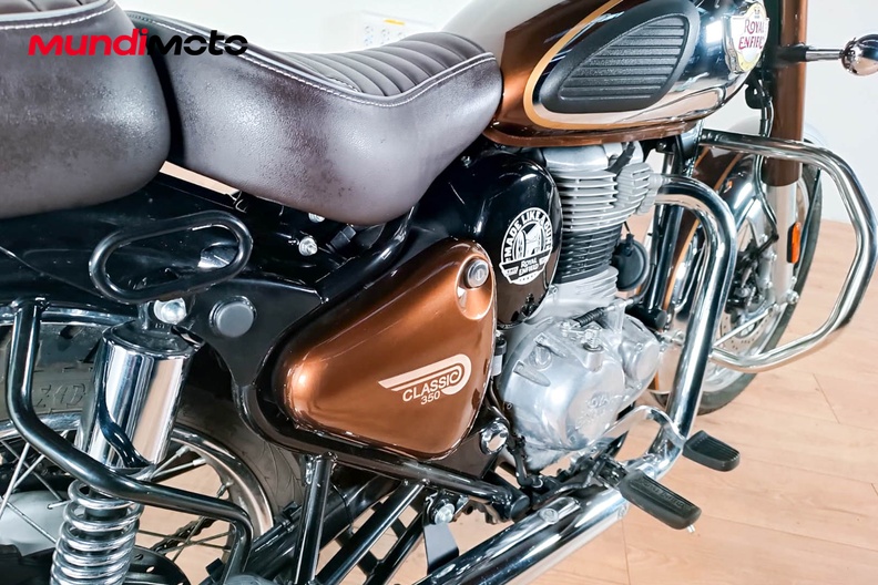Motorbike image 3