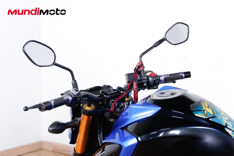 Motorbike image 10