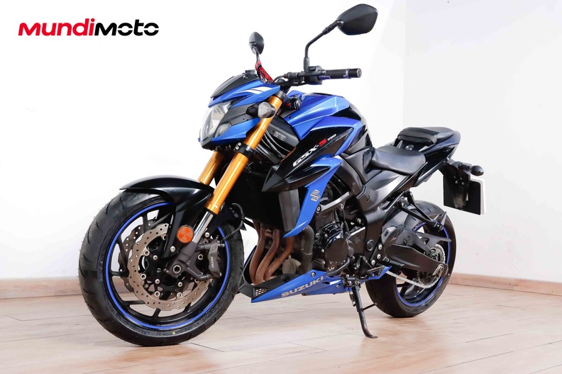 Motorbike image 8
