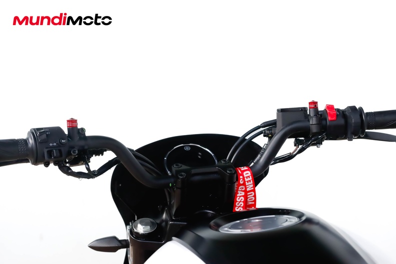 Motorbike image 10