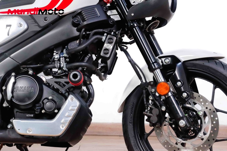 Motorbike image 12