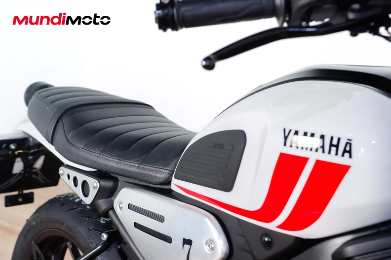 Motorbike image 13