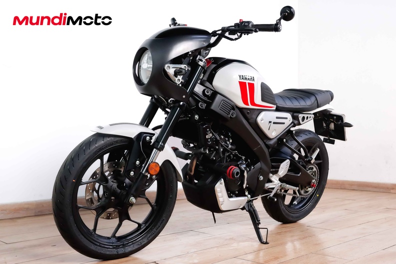 Motorbike image 7