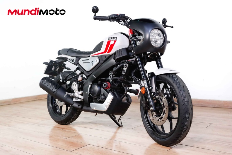 Motorbike image 1