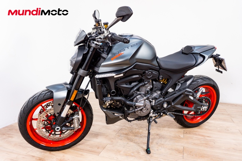 Motorbike image 6