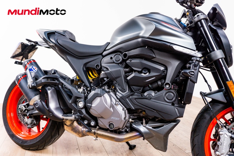 Motorbike image 4