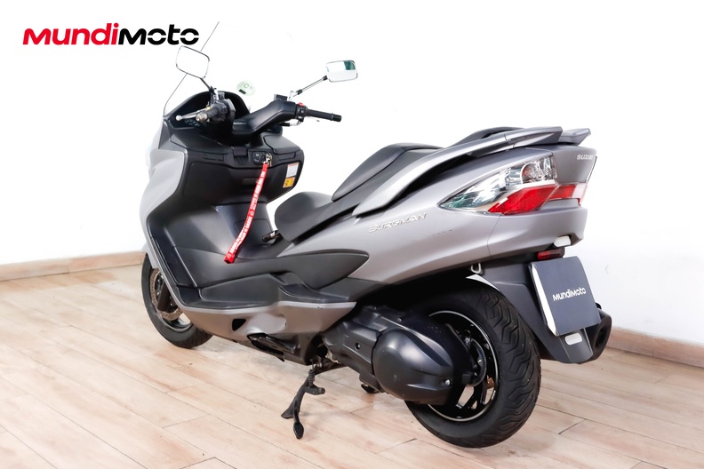 Motorbike image 6