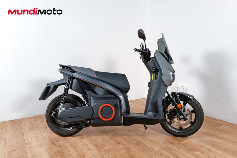 Motorbike image 0