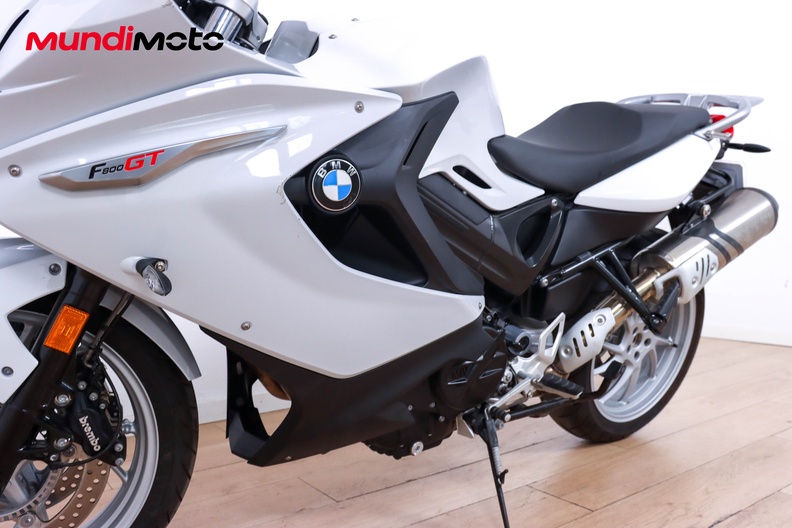 Motorbike image 8