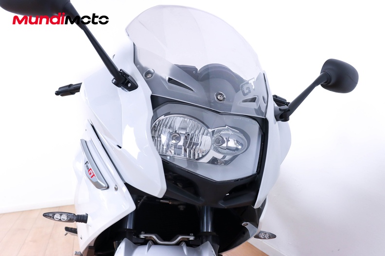 Motorbike image 4