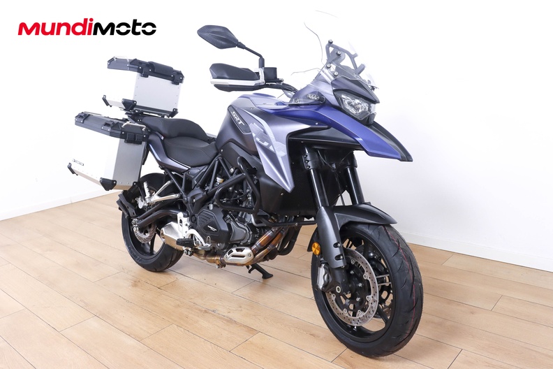Motorbike image 1
