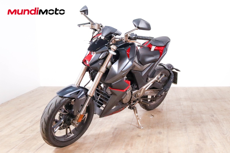 Motorbike image 6