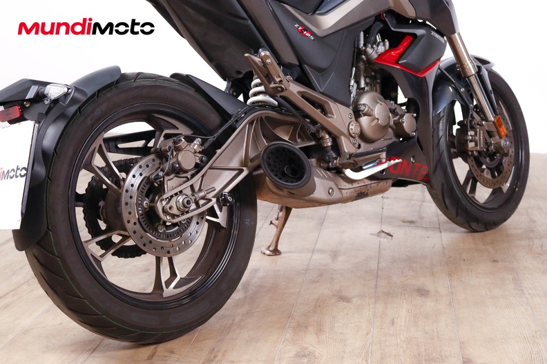 Motorbike image 3