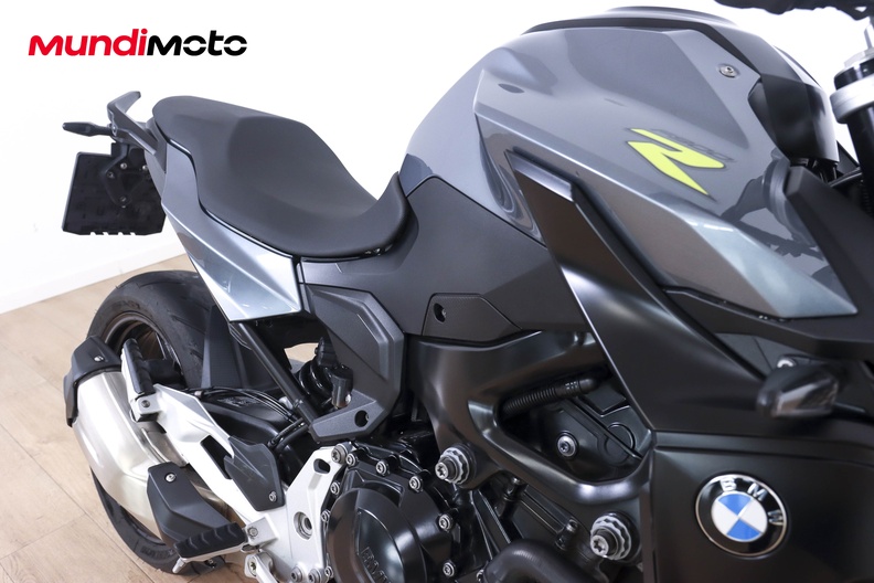 Motorbike image 13