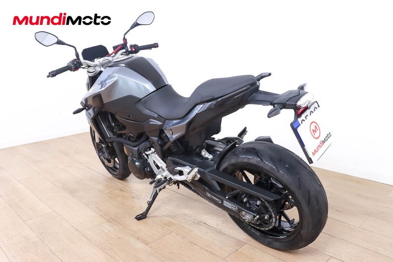 Motorbike image 6