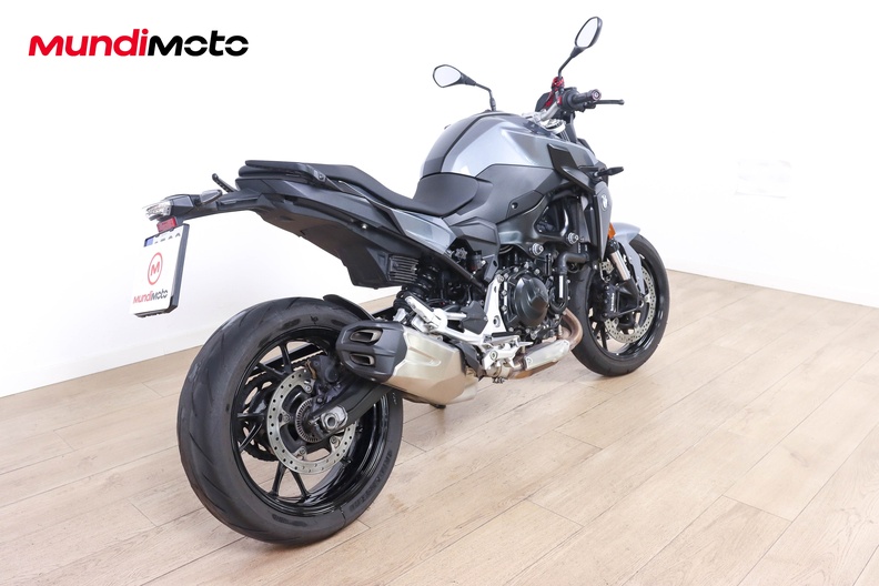 Motorbike image 2