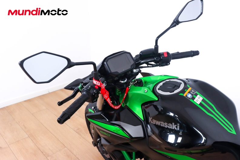 Motorbike image 10