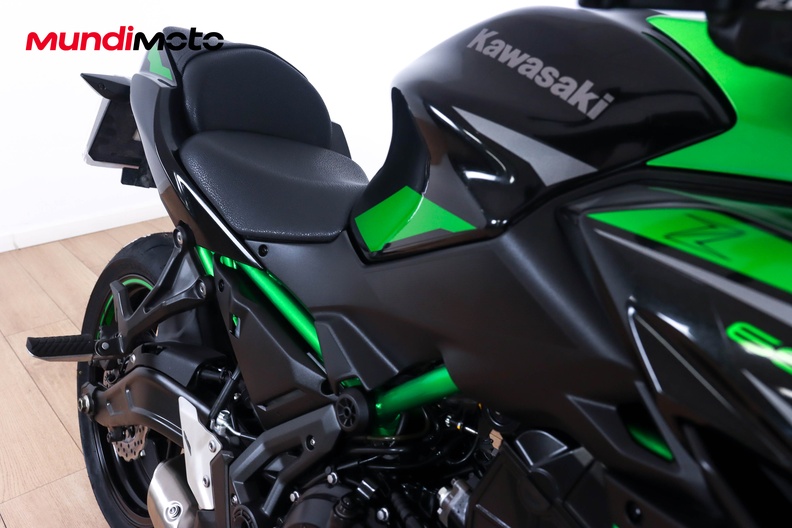 Motorbike image 12
